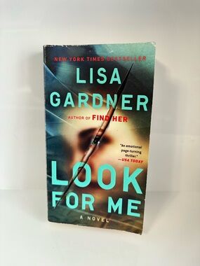 📚 3/$25 📚 Lisa Gardner "Look For Me" Paperback Thriller Book